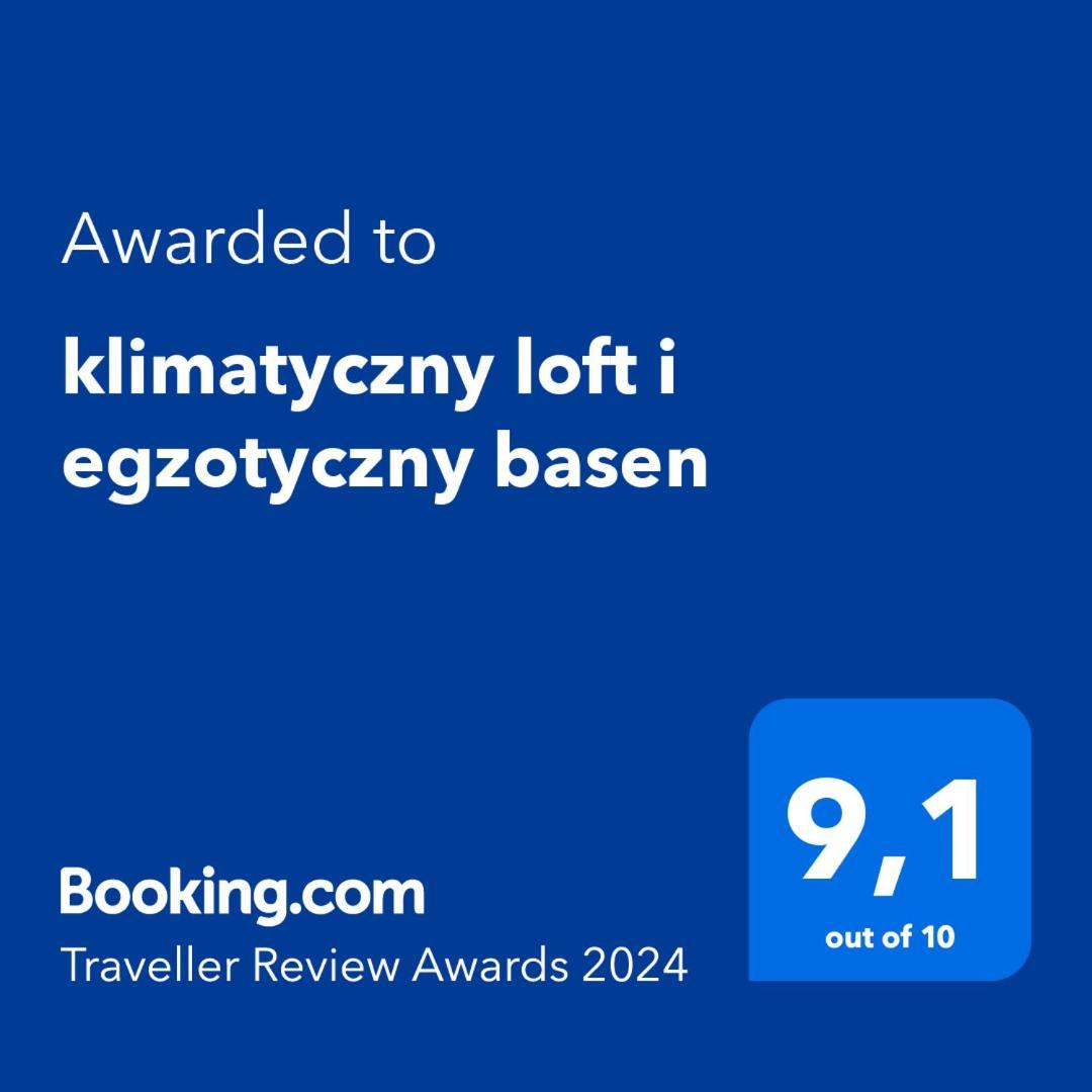 贝纳尔马德纳Klimatyczny Loft I Egzotyczny Basen公寓 外观 照片
